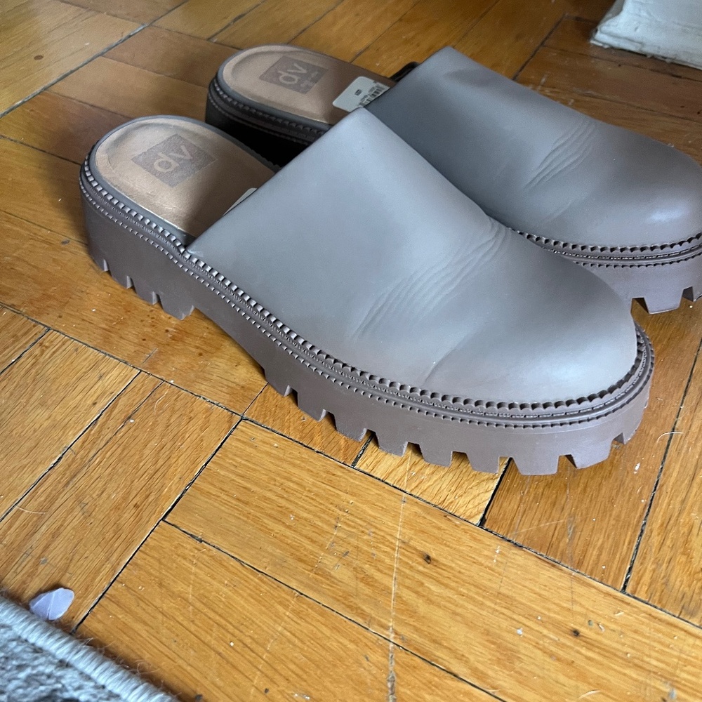 Dolce Vita Slides